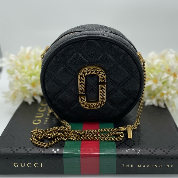 Marc Jacobs Round Leather Cross body bag - Picture 1 of 10